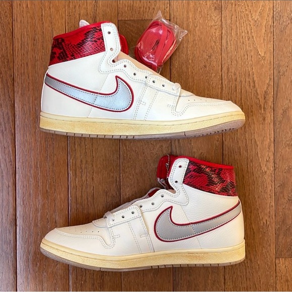 Nike Awake NY x Jordan Air Ship PE SP Size 11 University Red FN8675-100 - Picture 2 of 11